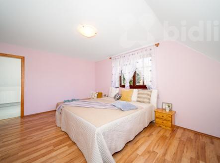 Prodej prostorného domu na samotě, Křížlice, Jestřábí v Krkonoších | Prodej - dům/vila, 400 m²