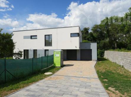 Prodej Vily C - ul. Jabloňová, Želešice | Prodej - dům/vila, 201 m²