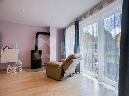 Prodej _ bungalov _ 4+kk_156m2, pozemkem 614m2_  tiché místo _ Líbeznic | Prodej - dům/vila, 156 m²