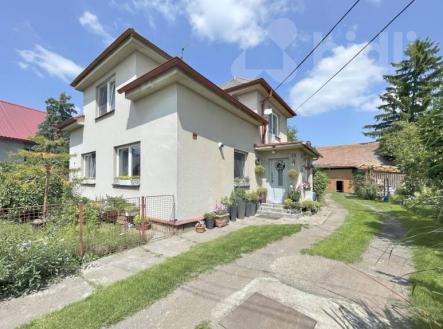 POHLED NA DŮM | Prodej - dům/vila, 141 m²
