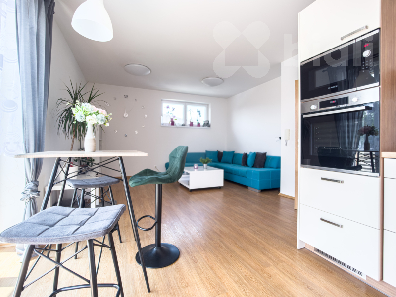 Prodej bytu 3+kk s balkónem a parkováním - Plzeň, Roudná (90 m&#178;)