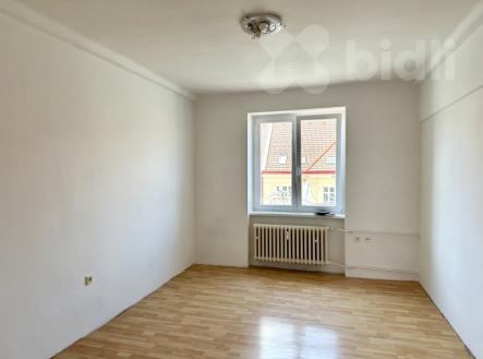 Prodej bytu 3+1 v Hradci Králové - Okružní ulice, 78 m2 | Prodej bytu, 3+1, 78 m²