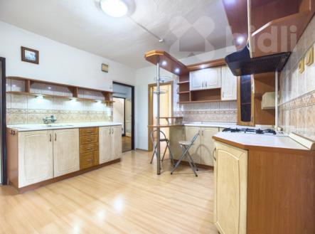 Prodej bytu 6+1 o velikosti 110m2, a zahrada. Jeseník | Prodej bytu, 6+1, 161 m²