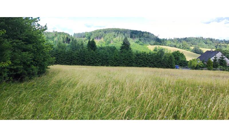 Prodej pozemku pro výstavbu rodinného domu 1437m2 v Krkonoších