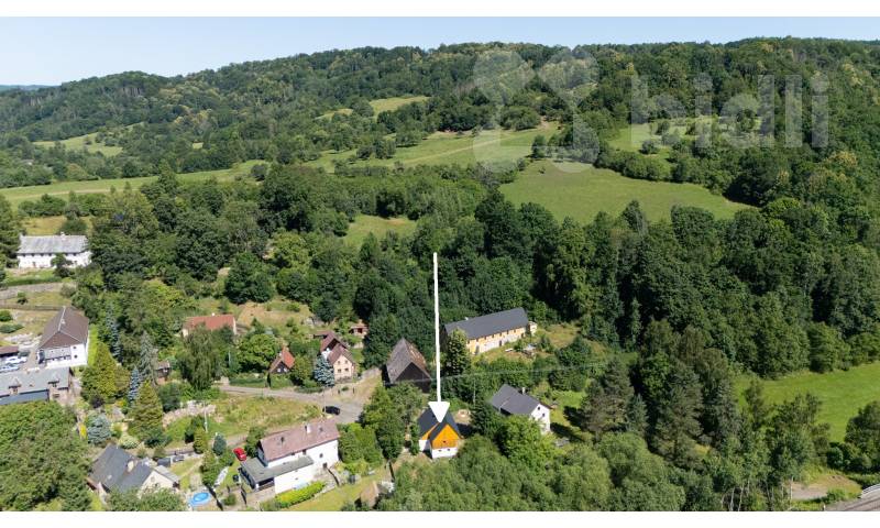 Prodej reakreačního domu 3+1 se zahradou 686 m2 v klidné přírodě - Starý Šachov