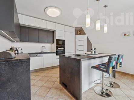 Mezonetový byt se 2 terasami - Pardubice | Prodej bytu, 3+kk, 158 m²