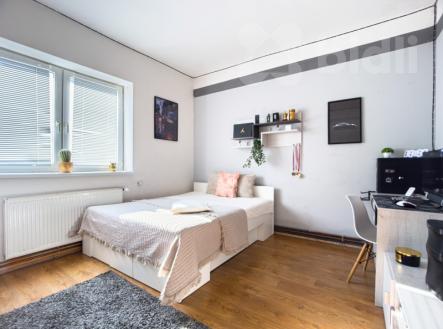 Prodej RD, pneuservisu a kadeřnictví | Prodej - jiné, 28 m²