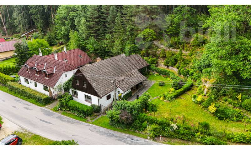 Prodej chalupy 3+1,  Údolí - Nové Hrady, 180 m2, pozemek 2002 m2