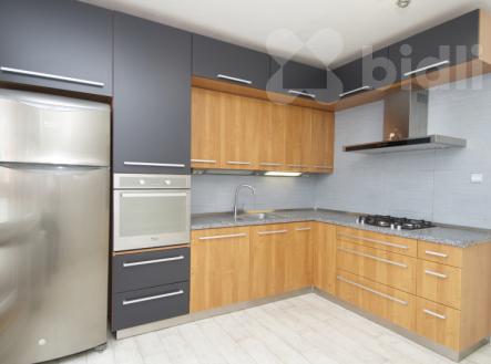 Byt 3+1/L, 70 m2, panel, OV, Praha Letňany | Prodej bytu, 3+1, 70 m²