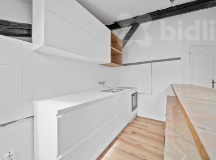 Pronájem podkrovního bytu 2+KK v centru Trutnova | Pronájem bytu, 2+kk, 62 m²