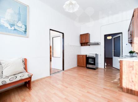 Prodej bytu 3+1 v rodinném domě ze zahradou 158m2 | Prodej bytu, 3+1, 97 m²