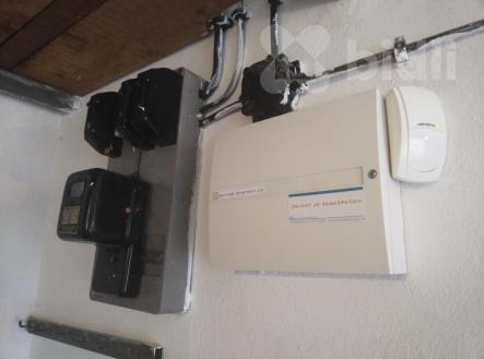 Řadová garáž 18m2 Kolín, U Cihelny | Prodej - malý objekt/garáž