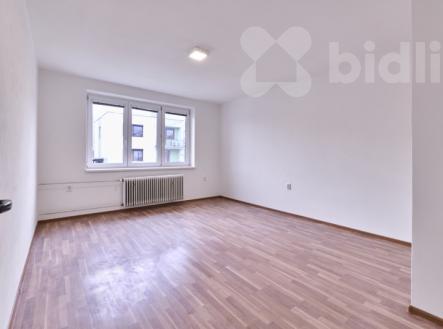 Prodej bytu v 1/2NP - 3+1, 77 m2, lodžie 5 m2, Uherčice | Prodej bytu, 3+1, 88 m²