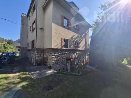 Prodej bytu 1+kk 37 m2 se zahrádkou v Loděnici | Prodej bytu, 1+kk, 37 m²