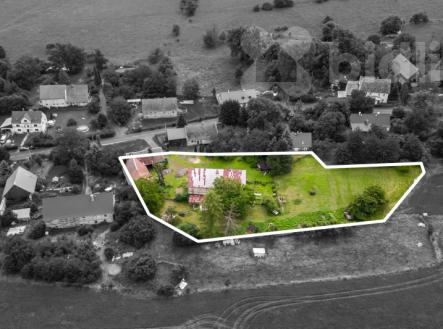 Prodej rodinného domu 310 m2 se stodolou 330m2 a zahradou 4 685 m2 v obci Valkeřice | Prodej - dům/vila, 310 m²