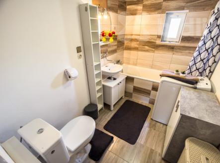 Prodej rodinného domu ve Šlapanicích u Brna - klidná lokalita, prostorné bydlení | Prodej - dům/vila, 119 m²