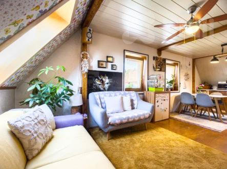 Podkrovní byt 4+kk, 66 m2 v Holýšově - klidná lokalita, blízko přírody | Prodej bytu, 4+kk, 66 m²