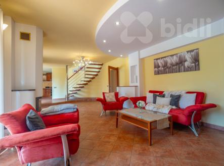 Prodej rodinného domu 6kk, 314 m2,  zahrada 1385m2 - Stolany u Chrudimi | Prodej - dům/vila, 314 m²