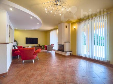 Prodej rodinného domu 6kk, 314 m2,  zahrada 1385m2 - Stolany u Chrudimi | Prodej - dům/vila, 314 m²