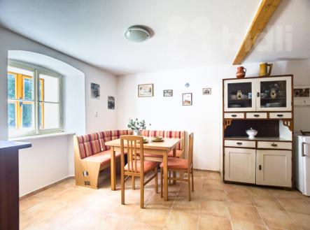 byt 1 - kuchyně | Prodej - dům/vila, 154 m²