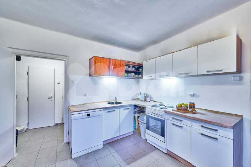 Prodej dvou bytových jednotek, 2+1 a 2+1 , 60m2, pozemek 635 m2