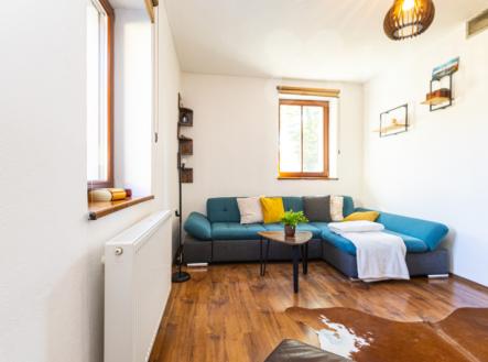 Prodej Rodinný dům 4+1, 180 m&#178; užitné plochy, pozemek 338 m&#178; - Lužnice u Třeboně | Prodej - dům/vila, 180 m²