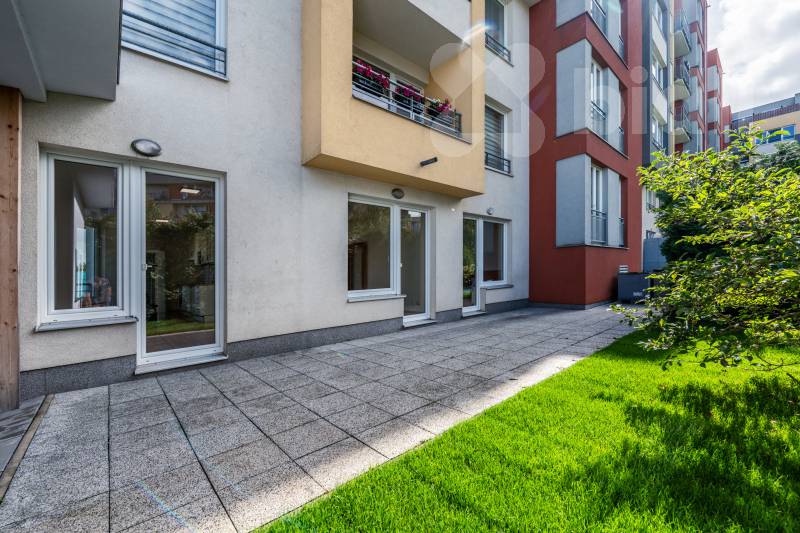 Prodej bytu 2+kk, 61m2, terasa 50m2 + předzahrádka 78m2