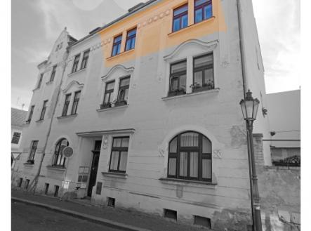 Pohled na dům od ulice | Prodej bytu, 3+1, 101 m²