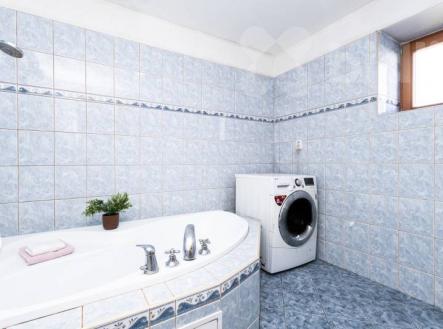 Prodej RD 192m2 , Vimperk, zahrada 731 m2 | Prodej - dům/vila, 125 m²