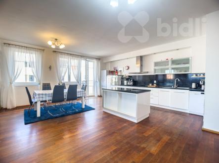 Prodej exkluzivního moderního bytu 2+kk, 119 m2, v centru města, O. Peška, Kladno | Prodej bytu, 2+kk, 119 m²