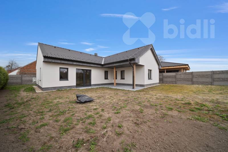 Prodej novostavby 4+kk (162 m2) s pozemkem (1098 m2) v Újezdu u Přelouče