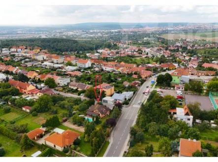 Prodej RD 5+kk, 240 m2, prostorná dvojgaráž, krytý bazén, pozemek 1411 m2, obec Suchohrdly, Znojmo | Prodej - dům/vila, 200 m²