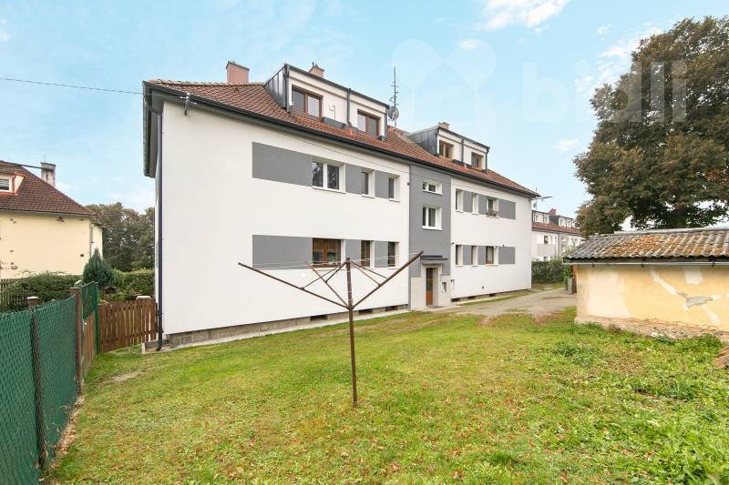 Nádherný byt 3+1 83 m2 se soukromou zahradou 69m2