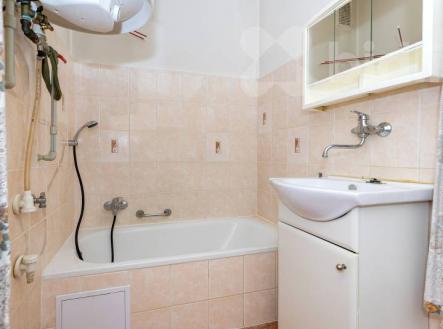Prodej domu 4+1 se zahradou, Třebeš | Prodej - dům/vila, 125 m²