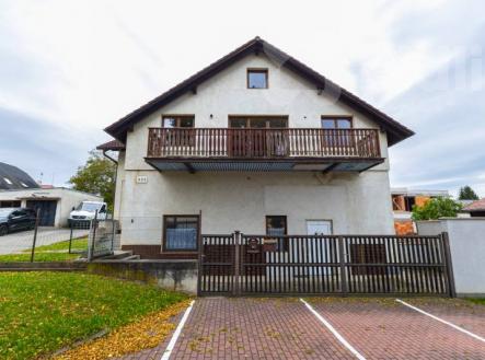 Prodej dvougeneračního domu 9+2 s garáží v Praze 9 - Vinoř. | Prodej - dům/vila, 301 m²