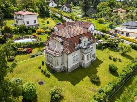 dron | Prodej - dům/vila, 290 m²