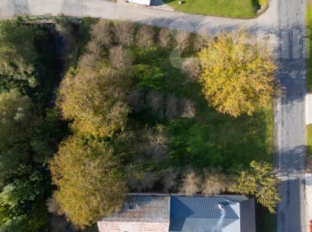 Prodej stavebního pozemku v obci Halenkovice | Prodej - pozemek pro bydlení, 841 m²