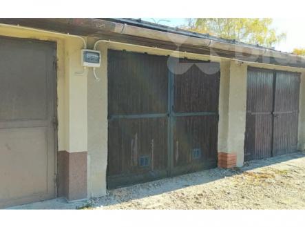 Prodej garáže 19 m2  Hulín, ulice Záhlinická (směr Otrokovice) | Prodej - malý objekt/garáž