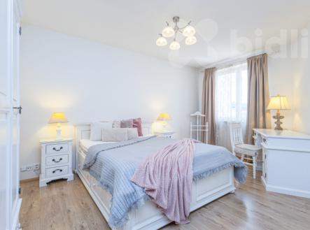 Pronájem bytu 2+kk, Na Plzeňce, Praha 5 - Smíchov, v domě s výtahem. | Pronájem bytu, 2+kk, 54 m²