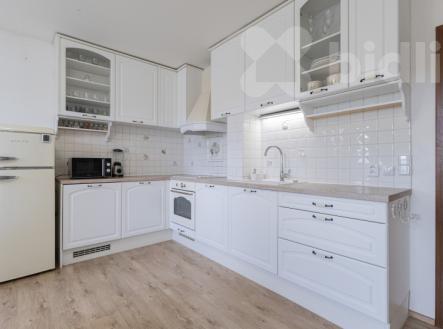 Pronájem bytu 2+kk, Na Plzeňce, Praha 5 - Smíchov, v domě s výtahem. | Pronájem bytu, 2+kk, 54 m²