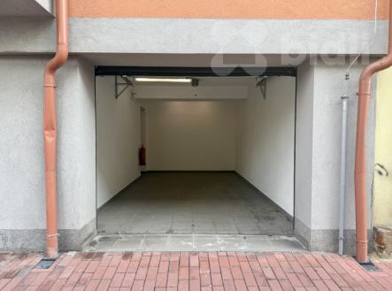 Pronájem garáže | Pronájem - malý objekt/garáž