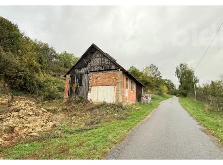 Prodej stavebního pozemku 770 m2 | Prodej - pozemek pro bydlení, 770 m²