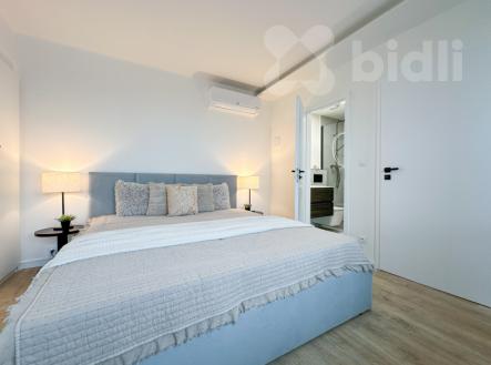 Byt 3+kk/2x L, 77 m2, panel, OV, Praha Vokovice | Prodej bytu, 3+kk, 77 m²