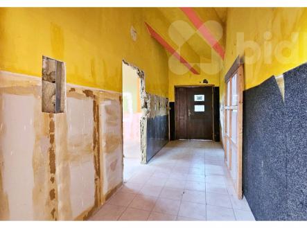 Pronájem komerčních prostor, 422 m2, Most, ul. Česká | Pronájem - obchodní prostor, 422 m²