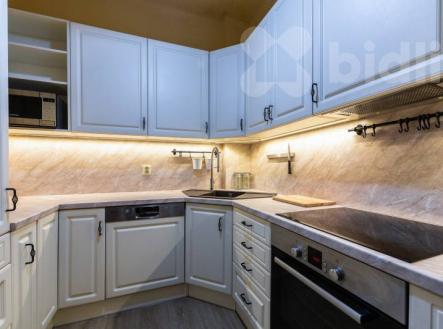 Prodej bytu 4+1, 109m2 atypický, balkon | Prodej bytu, 4+1, 109 m²