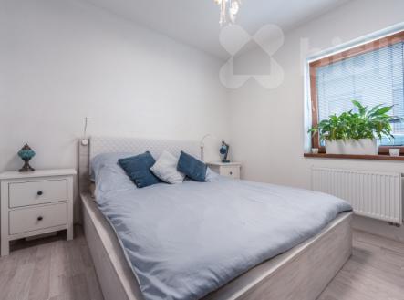 Nové rodinné plně vybavené 4+kk 84m2 s 195m2 zahradou | Prodej bytu, 4+kk, 86 m²