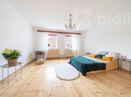 Pronájem bytové jednotky 2+1 ve dvougeneračním RD, Beroun | Pronájem bytu, 2+1, 75 m²