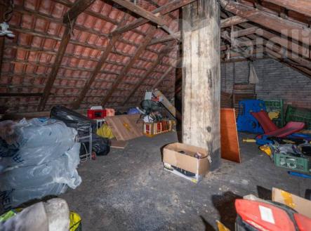 půda | Prodej - dům/vila, 85 m²