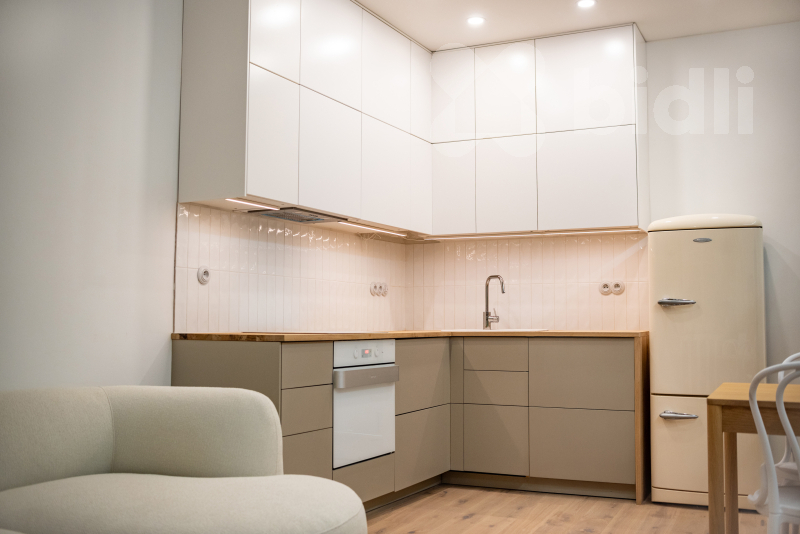 Moderní byt 2kk po kompletní rekonstrukci, 55m v centru Vršovic