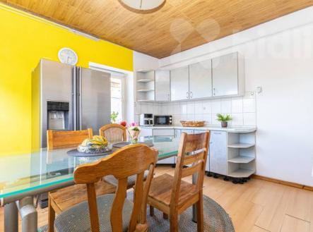 Prodej zemědělské usedlosti a pozemků u hranic s ČR v obci Gro&#7838;schönau | Prodej - zemědělský objekt, 7 689 m²